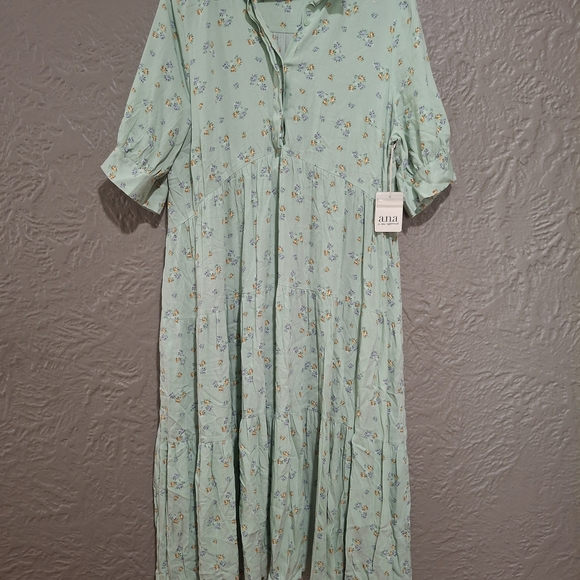 Floral Mint Green Dress - Picture 1 of 7